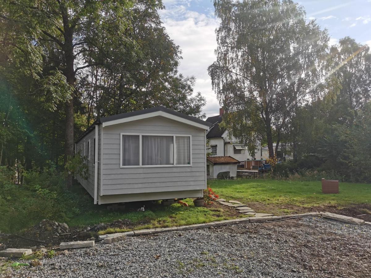 Garden Guest House Hovik Exterior photo